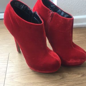 Promise velvet material platforms